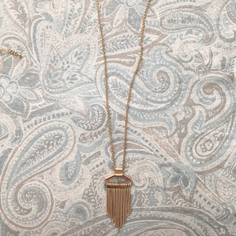 Gold dangle necklace
